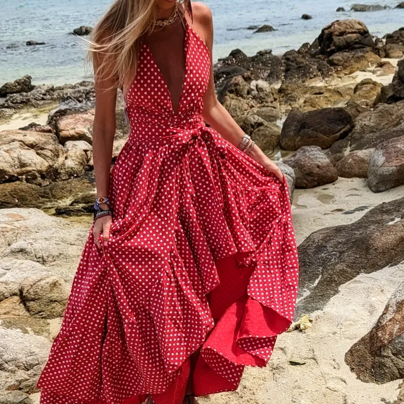 Sukienka czerwona Paris