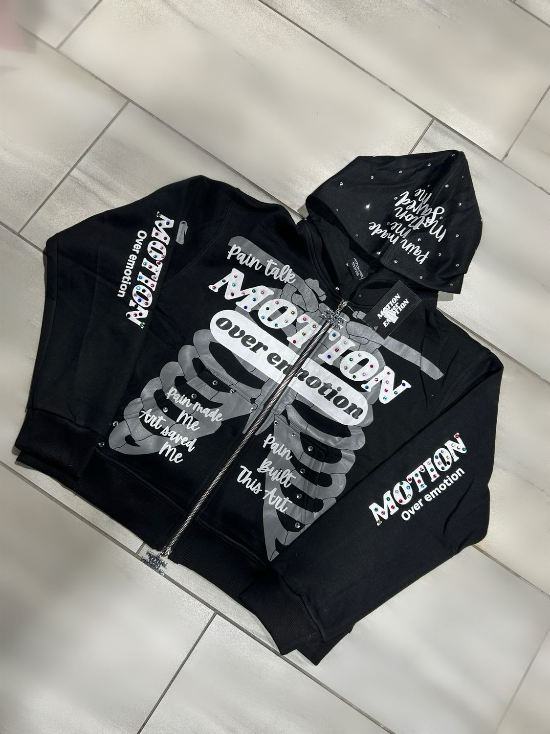 Motion Over Emotion 2Pc Set