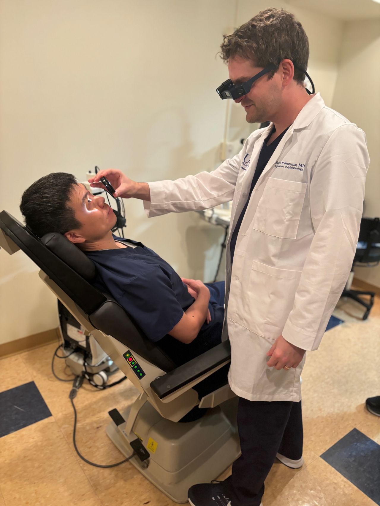 EPIC Spectacle Indirect Ophthalmoscope EPIC Spectacle Indirect Ophthalmoscope