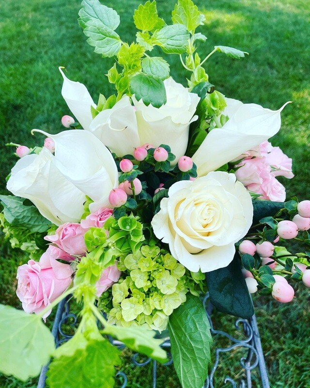 EeeGee by Twigs Floral Studio