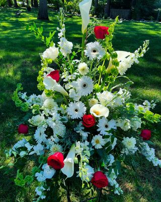 Splash of Love Traditional Urn by Twigs Floral Design