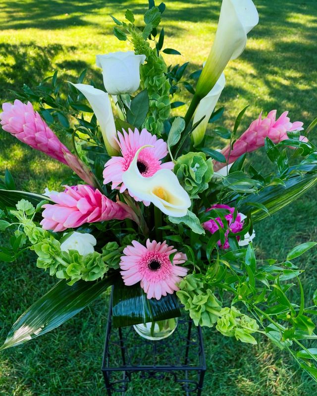 Gwen by Twigs Floral Design