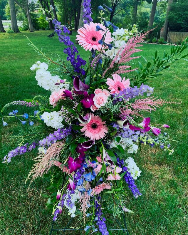 "Jo Jo" - Easel Spray  by Twigs Floral Design