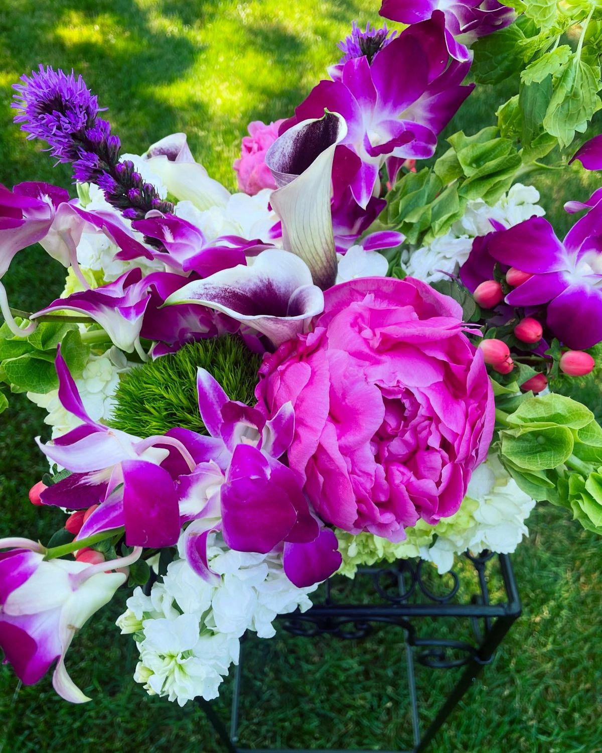 Bold Whisper by Twigs Floral Design