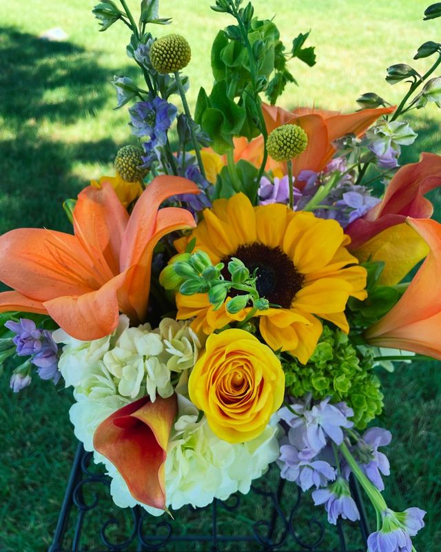 Cool Breeze by Twigs Floral Design