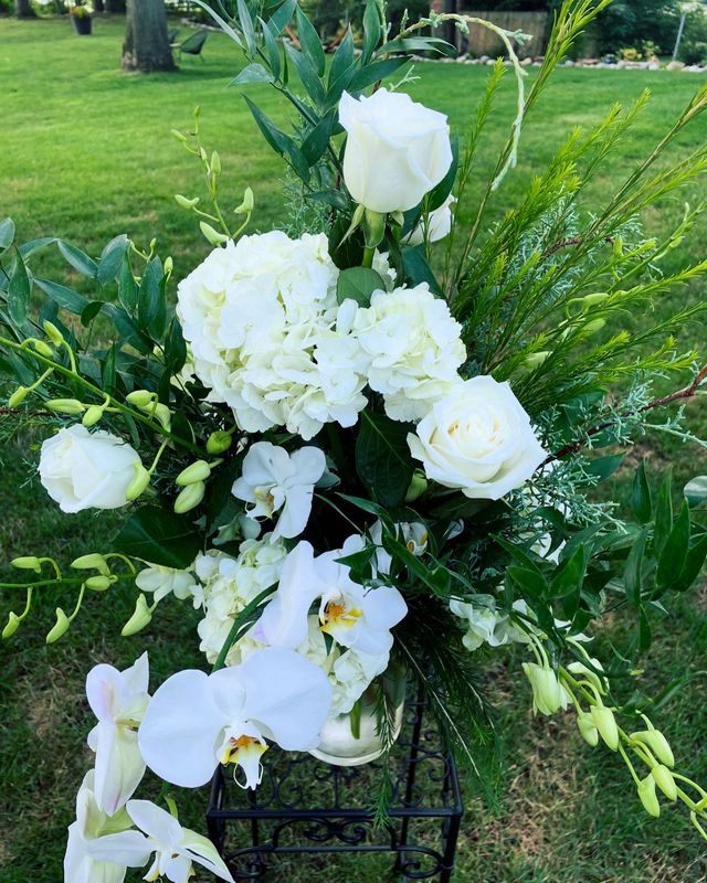 White Garden by Twigs Floral Design