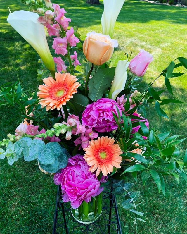 I Got It by Twigs Floral Design