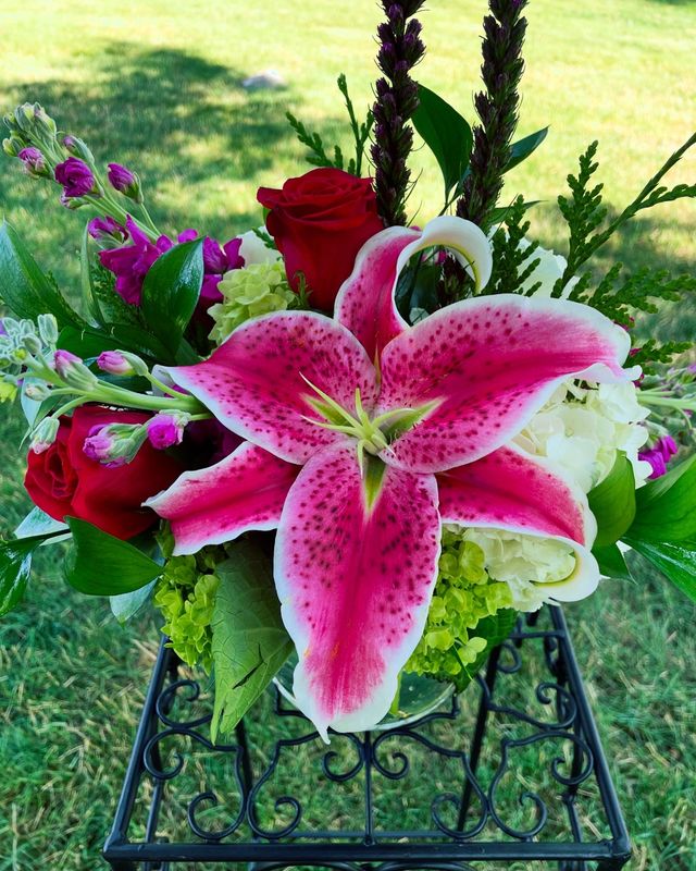 Garden Splendor by Twigs Floral Design