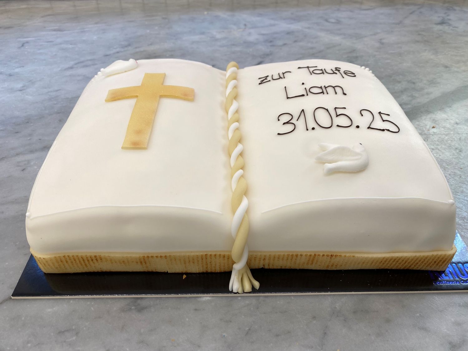 Tauftorte 18 Personen