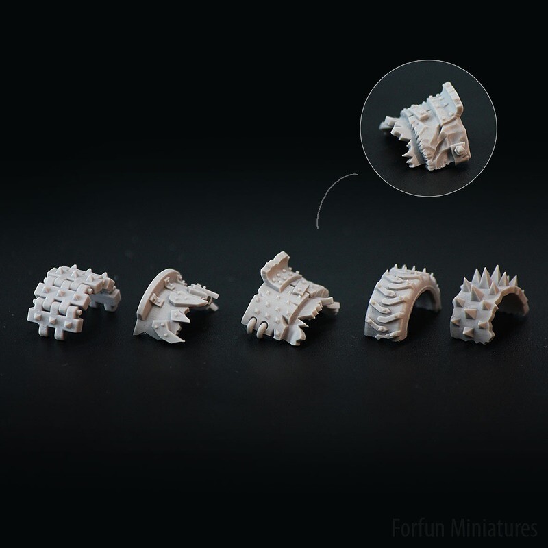 Orc shoulder pads (regular size)