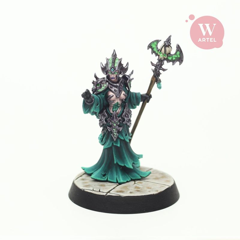 Necromatriarch of the Hollow Oath