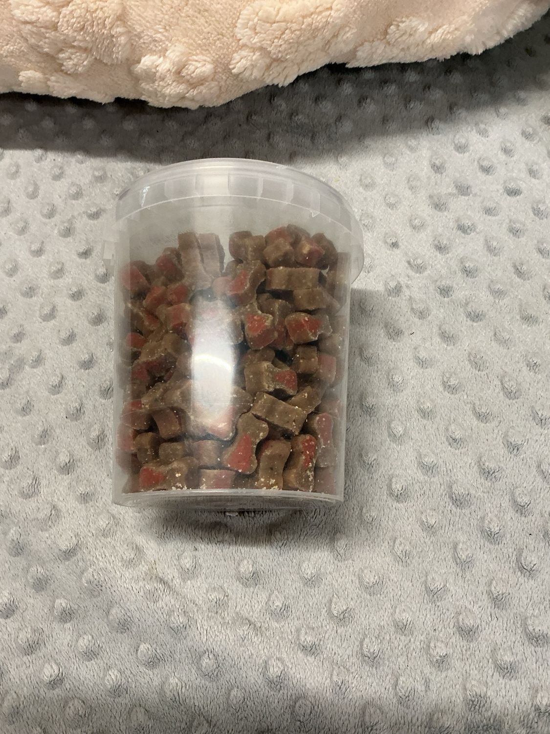 Fanusdogfood soft bones met Zalm en Rijst 500g