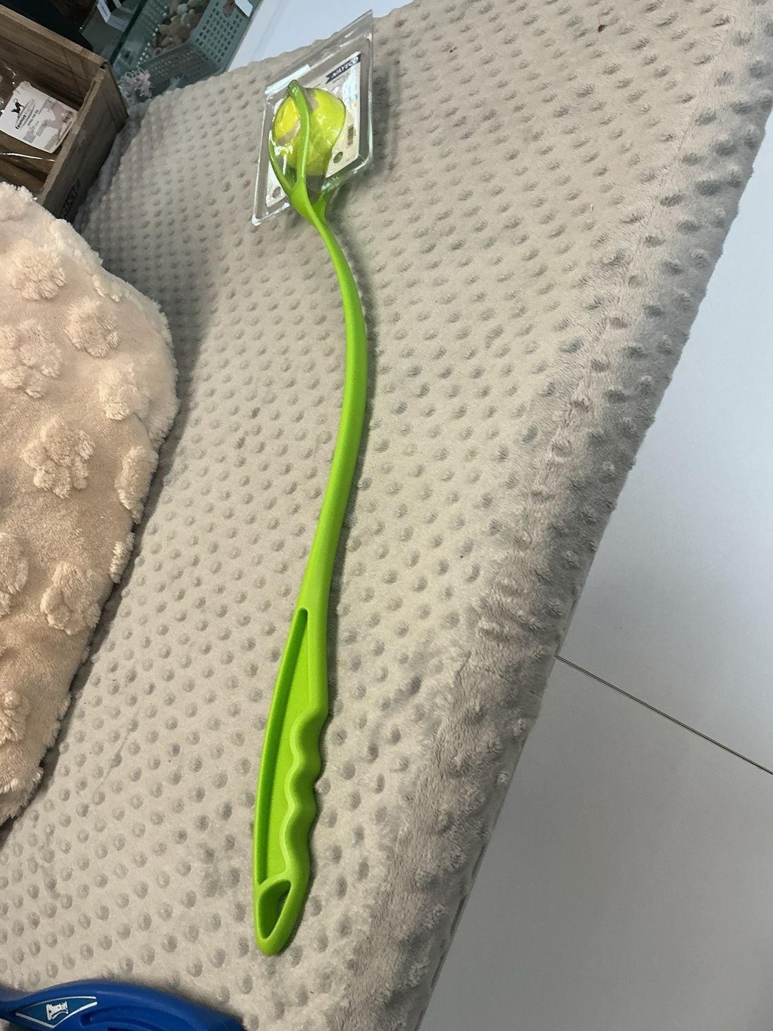 Nayeco ball launcher