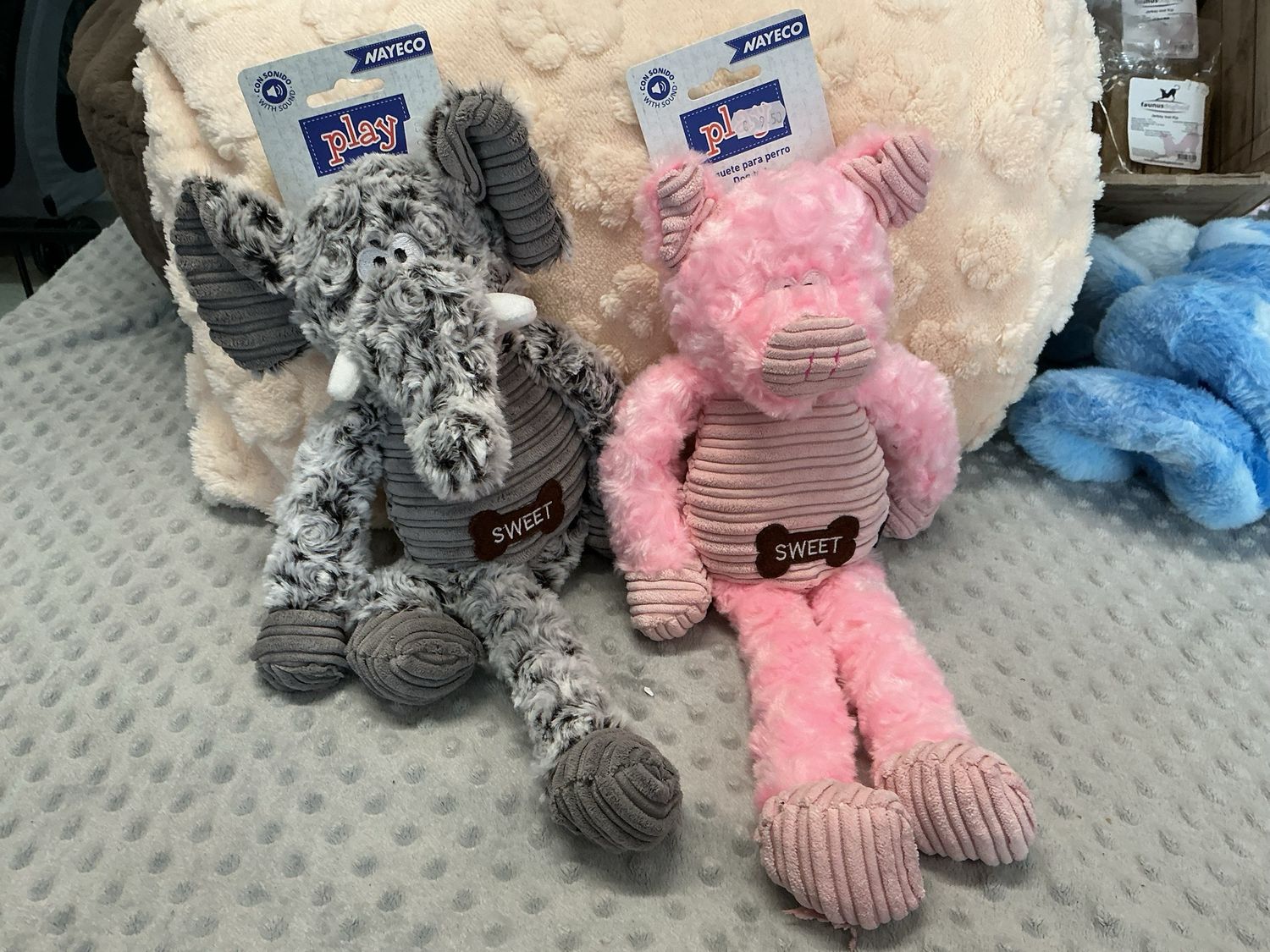 Nayeco play olifant grijs en varken roze