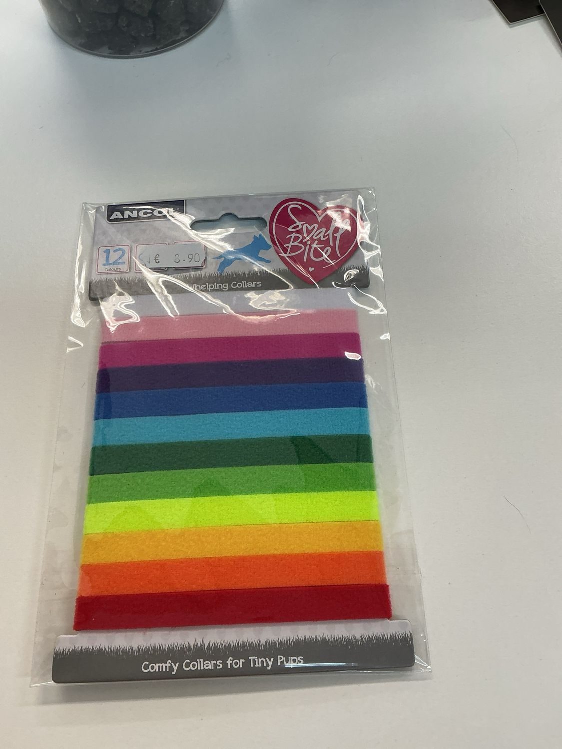 Gekleurde puppy bandjes