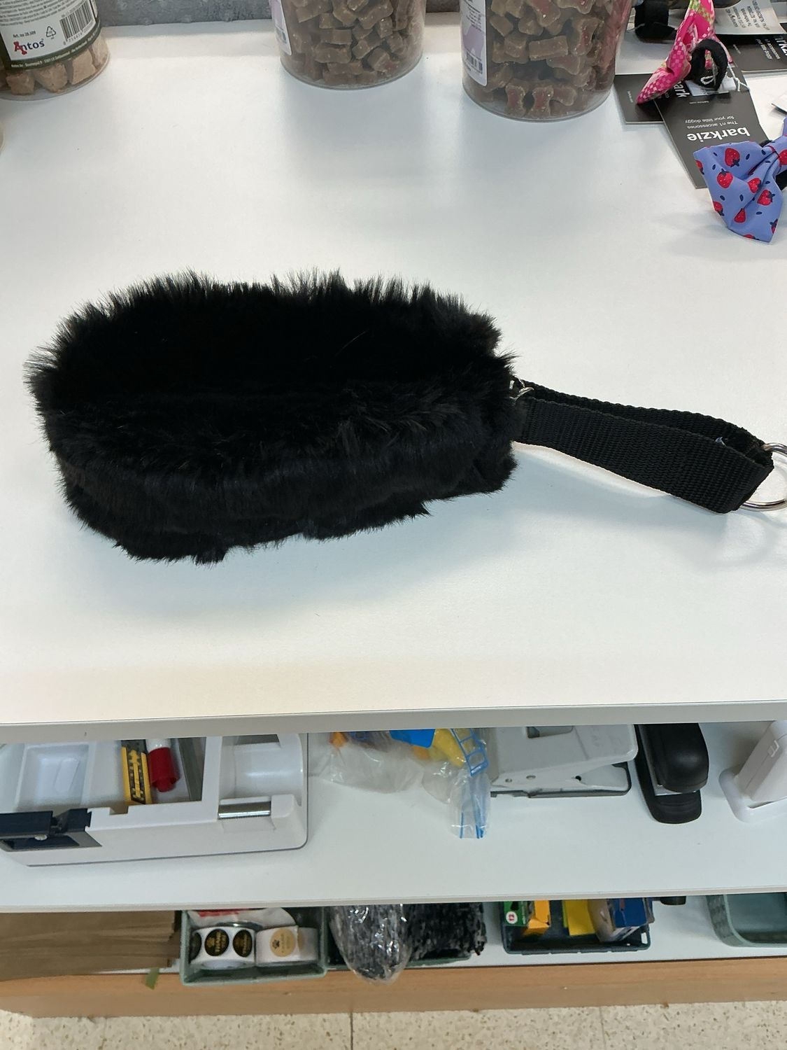Halsband met pels zwart