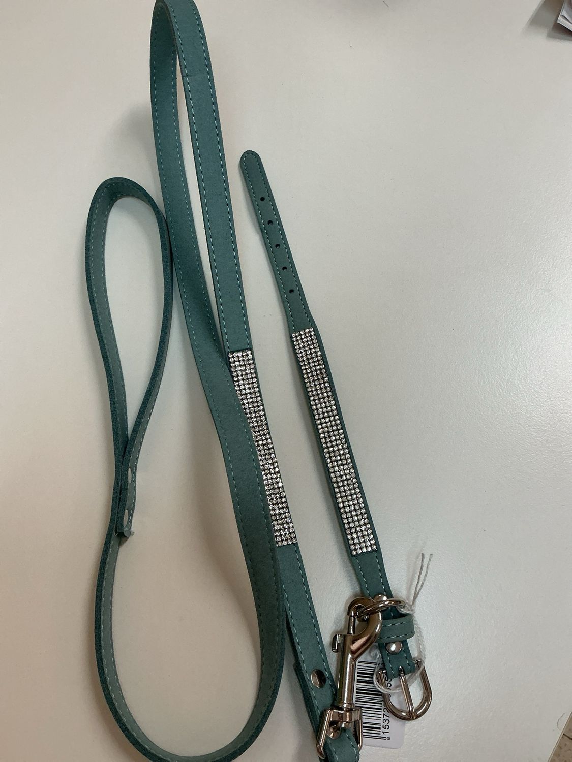 Halsband en leiband 25 cm groen met steentjes