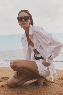 Rory Shorts - White