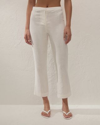 Iria Capri Pant in White