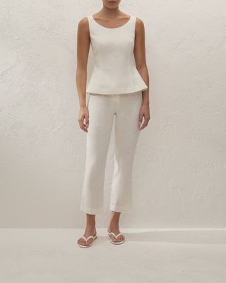 Iria Capri Pant in White