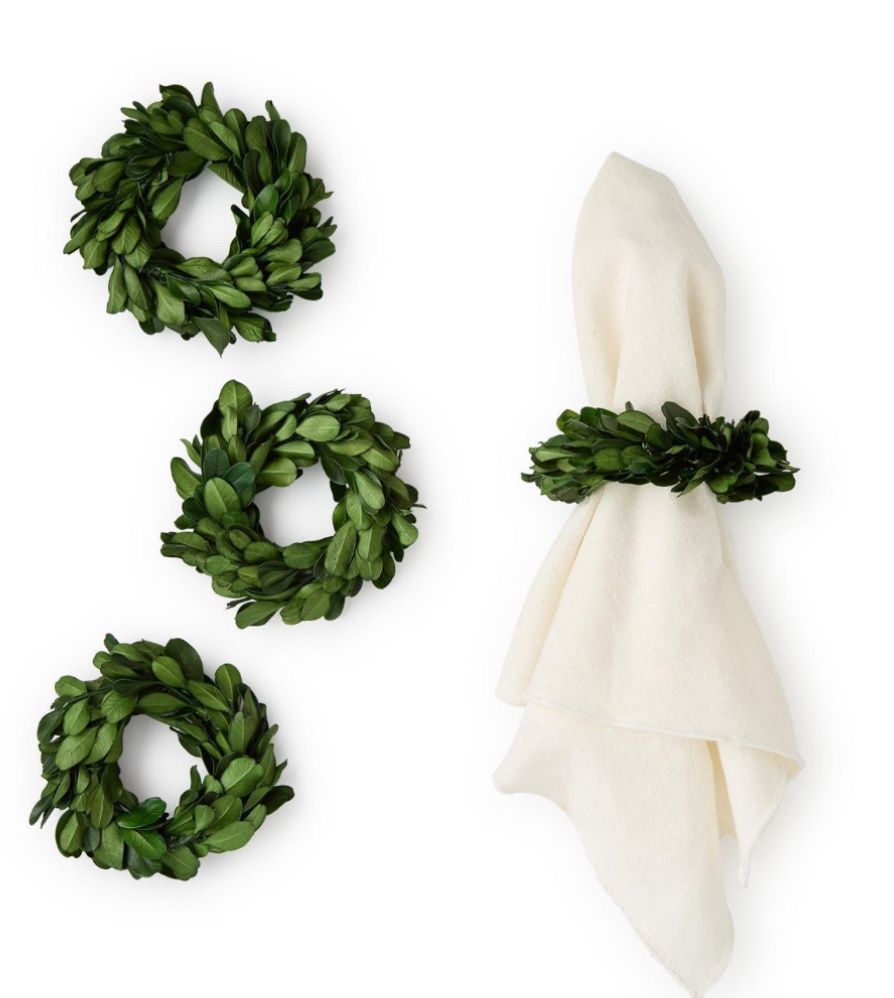 Boxwood wreath napkin rings