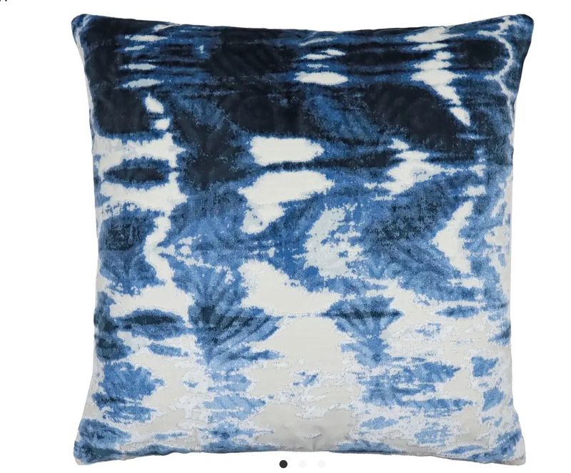 Pillow: ocean current 22x22