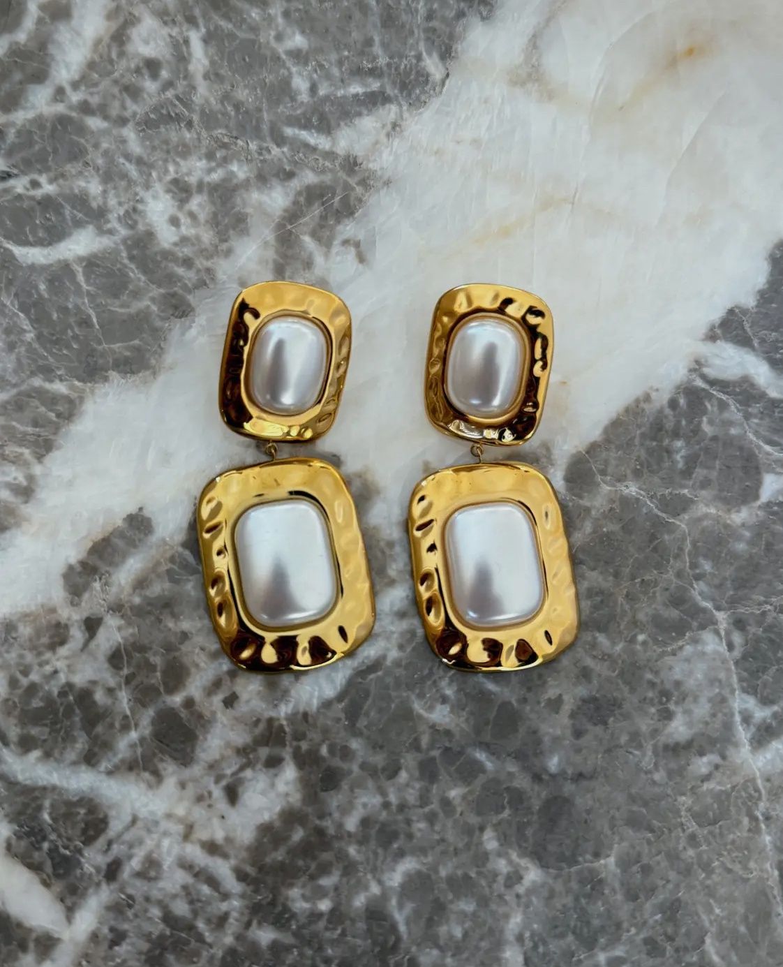Pearl darling earrings
