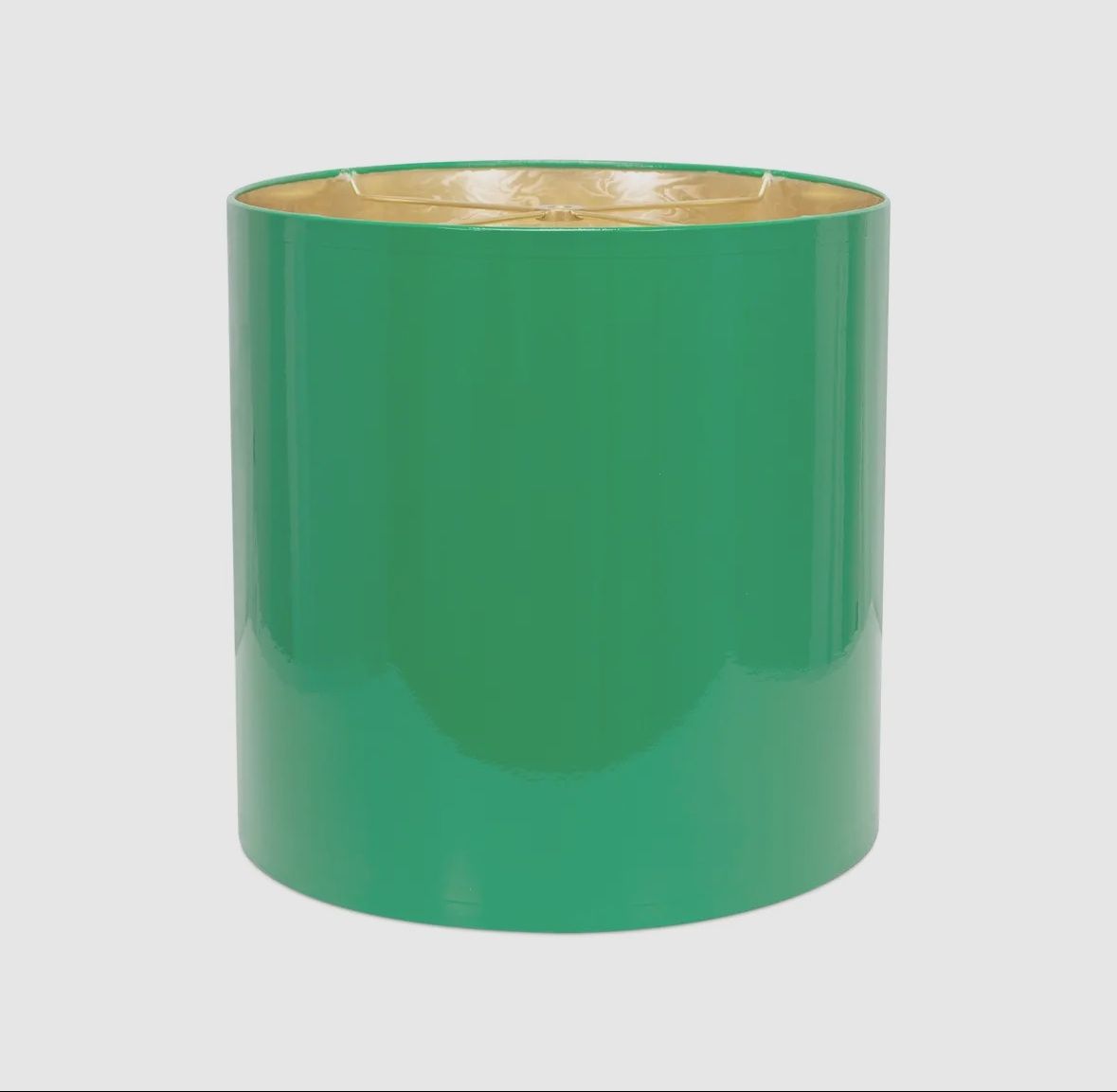 13x13 laquered shade seashell leaf green/gold lining