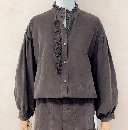 Chemise en velours froufrou