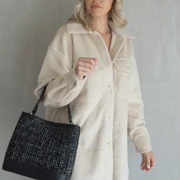 Lyric Knit Textured Jacket w/ Faux Pockets-Cream