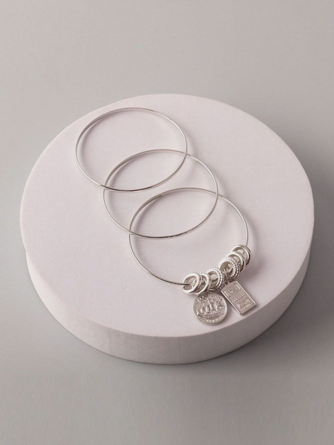 Fashion Gold and Silver Charm Bracelet