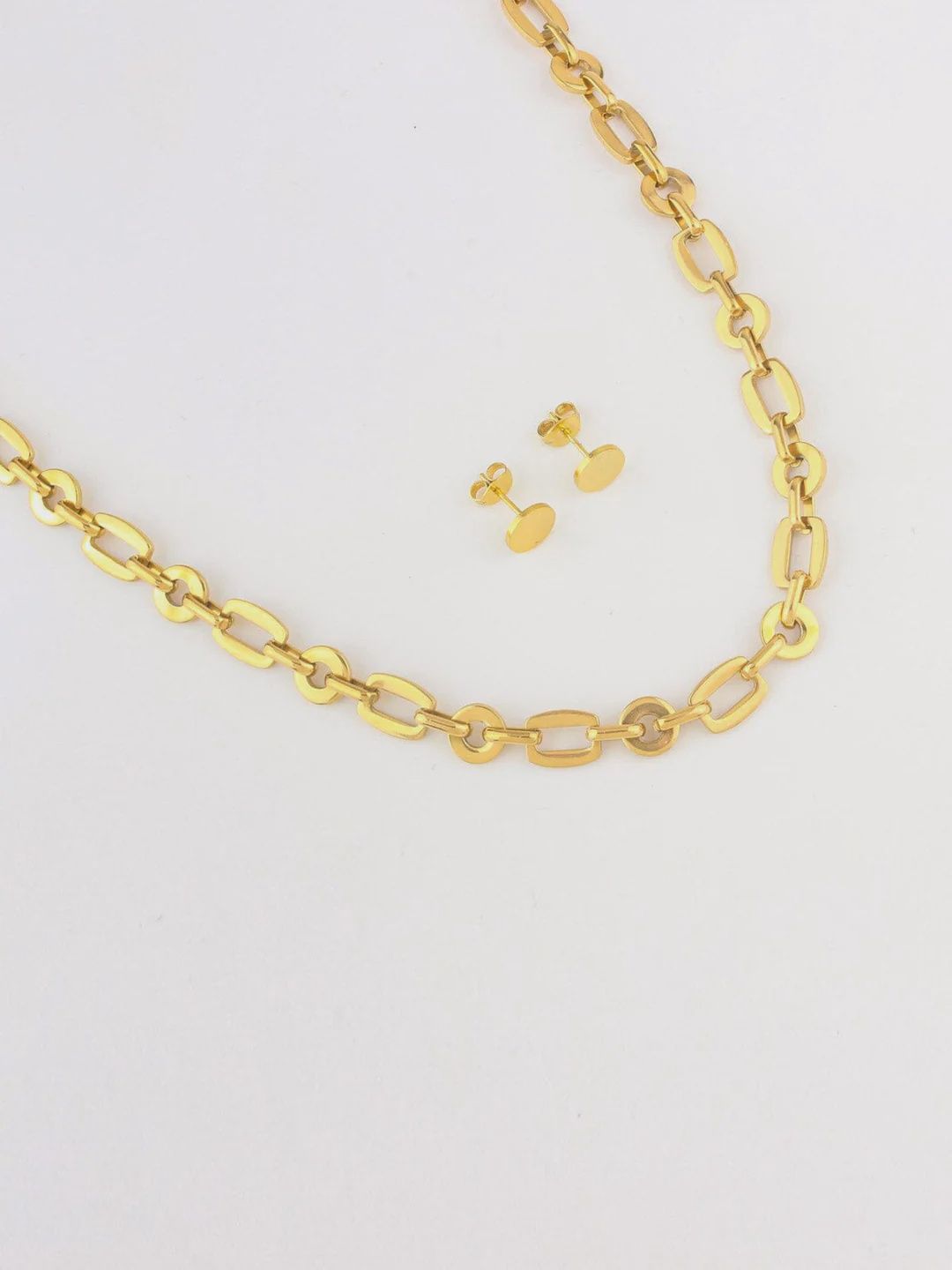 Fashion Gold Stud Earrings and Necklace Set