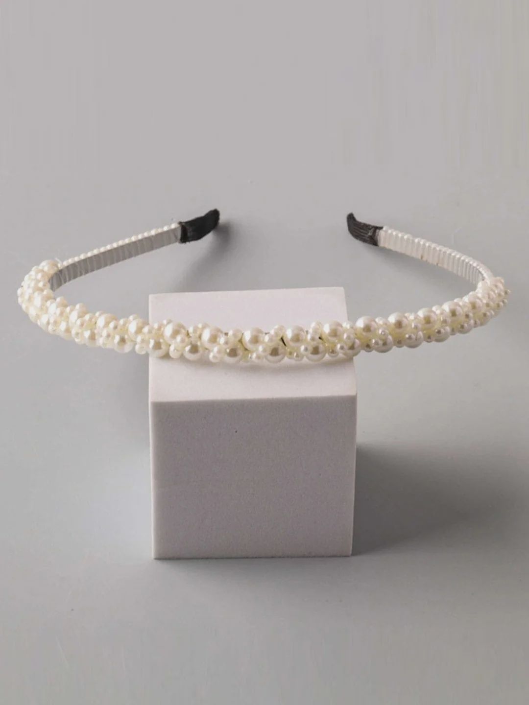 Fashion White Pearl Headband