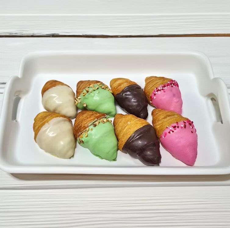 Assorted Mini Croissants | Box of 8s