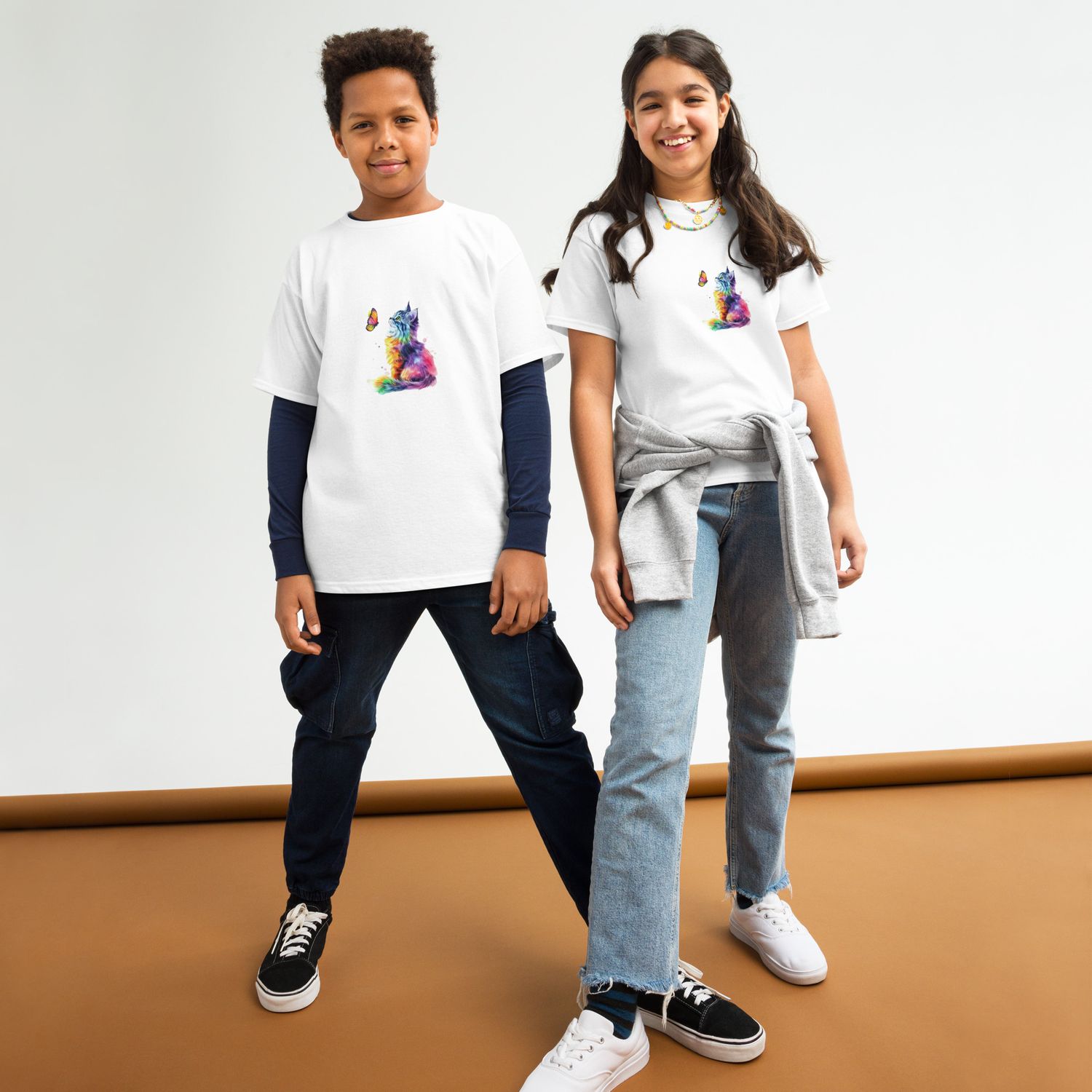 Klassisches T-Shirt für Jugendliche - Mit Motiv "Niedliche Bunte Katze"