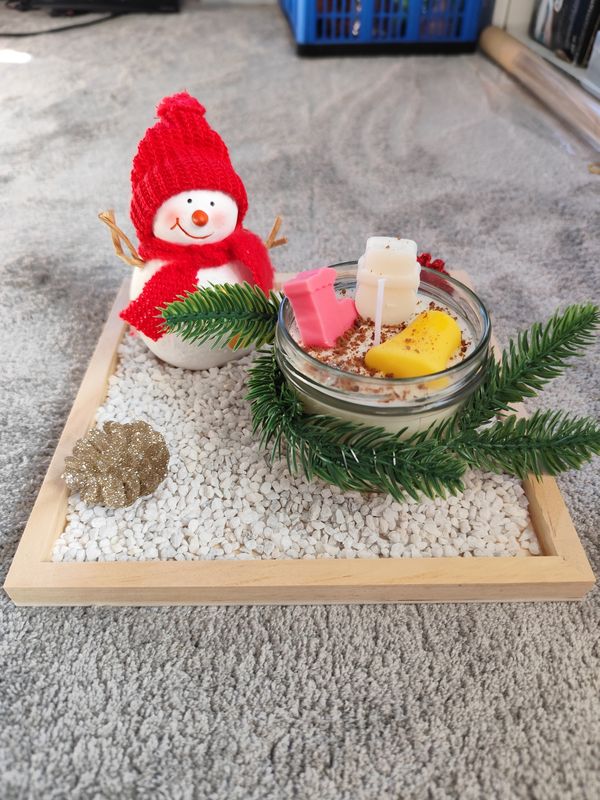 Winterzauber in Kerzenform Schneemann "Winterapfel" 