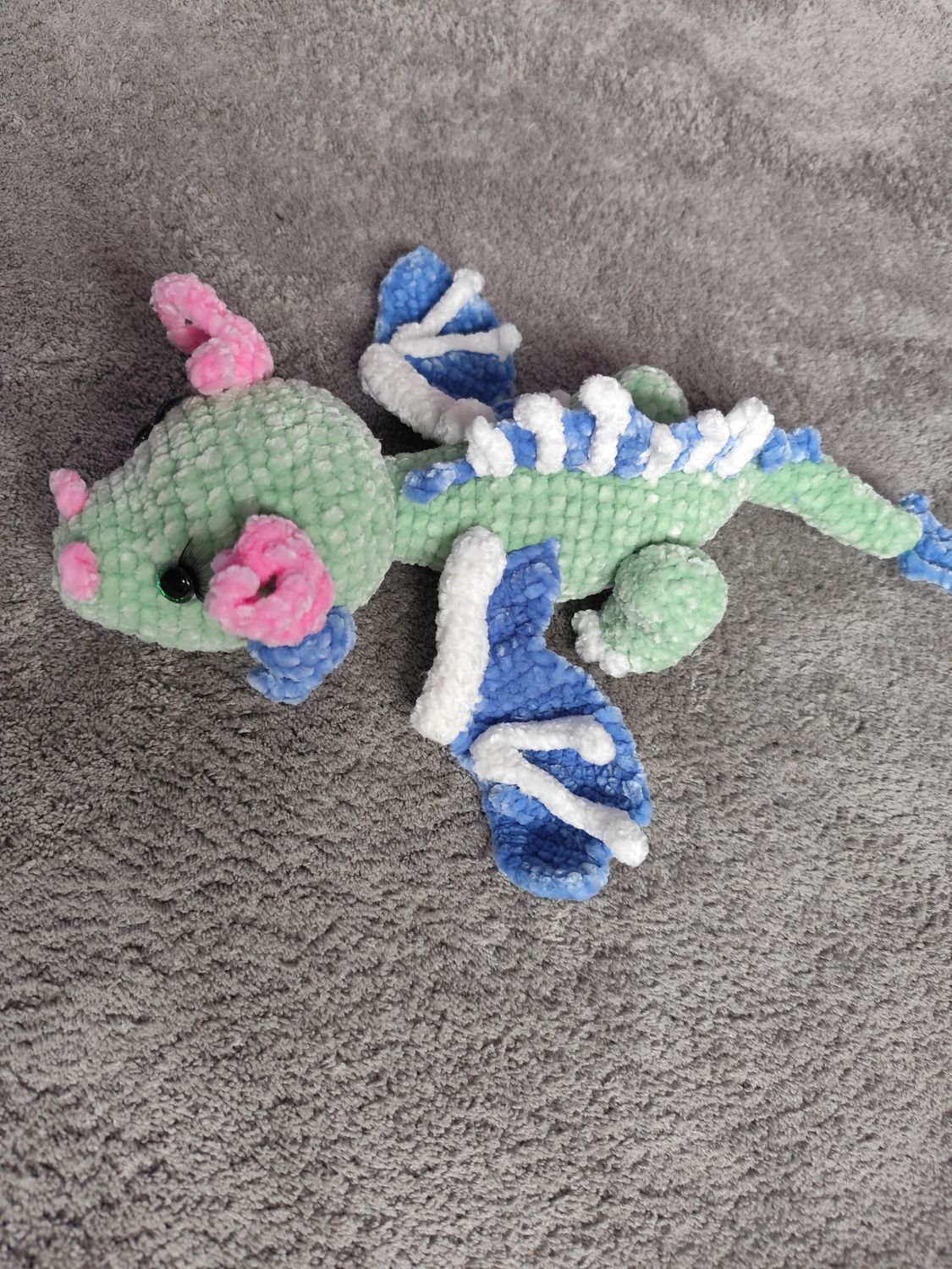 Drachen-Mädchen "Yuna"