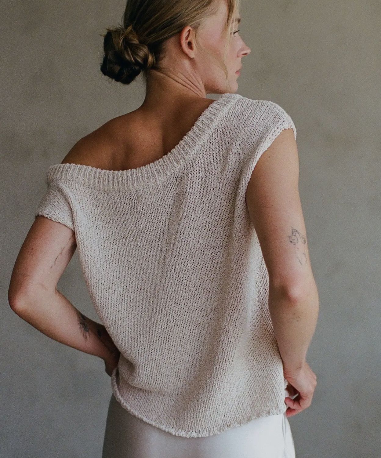 Off Shoulder Knit, Size: S