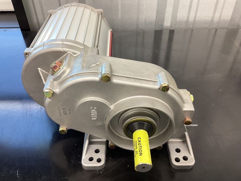 PI 40-1 Center Drive