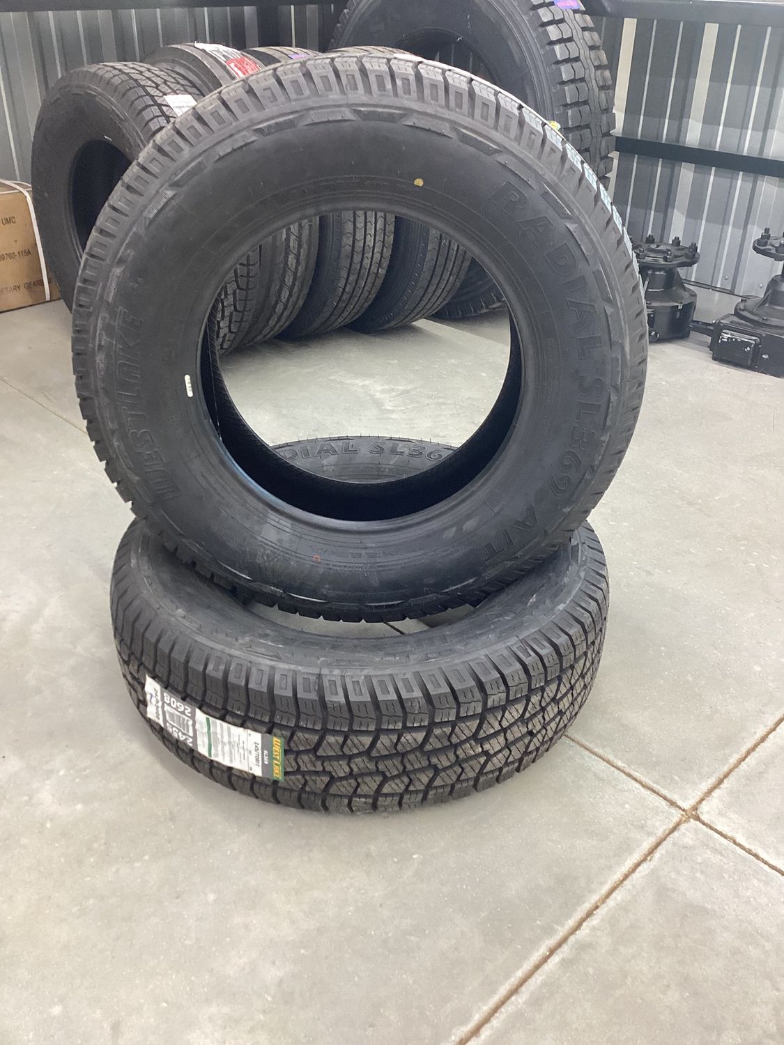 West Lake 245/70 R17