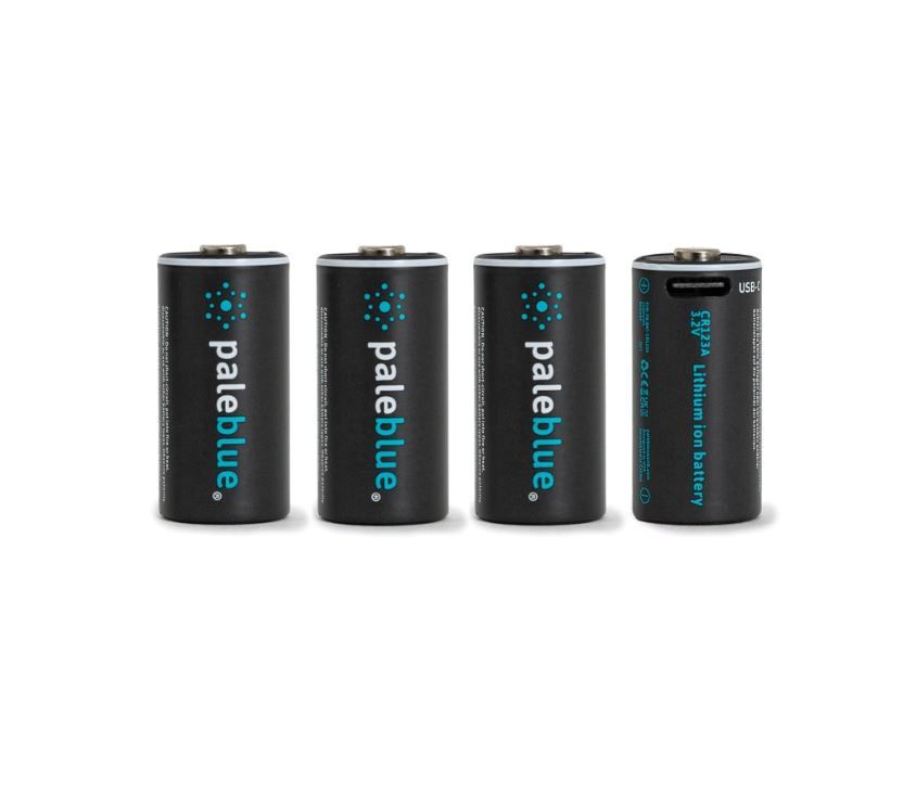 Pale Blue CR123A lithium rechargeable 4pk - USB-C