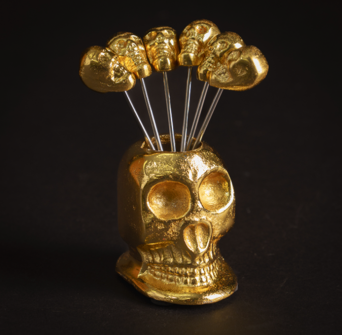 Skull Shaped Gold with Picks