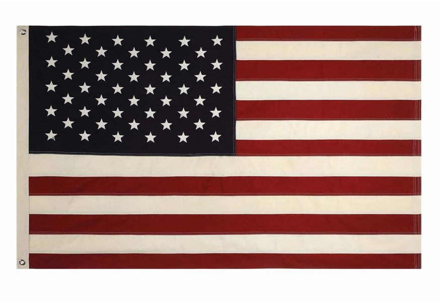 Americana Flag w/ Grommets