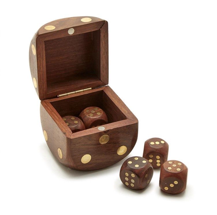 Dice Box w/ 6 Dice