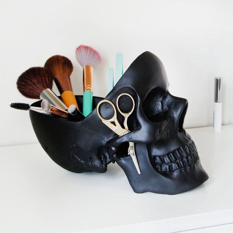 Skull Tidy Organizer