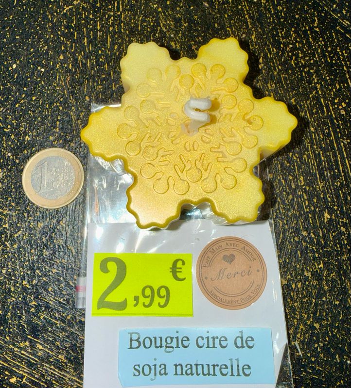 Bougie flocon de neige jaune ❄️ 🕯️ cire de soja végétale