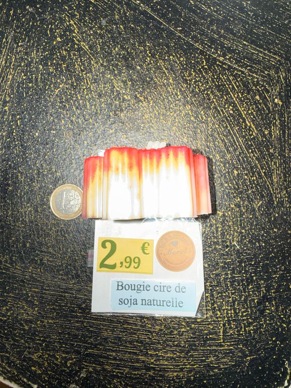 Bougie flocon de neige rouge ❄️ 🕯️ cire de soja végétale