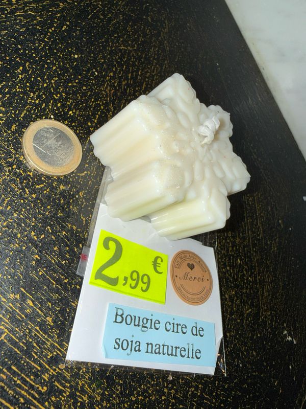 Bougie flocon de neige ❄️ et paillettes ✨ blanc 🕯️ cire de soja végétale