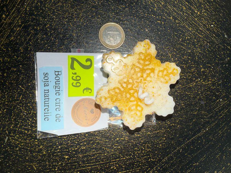 Bougie flocons de neige ❄️ paillettes ✨ or 🕯️ cire de soja végétale