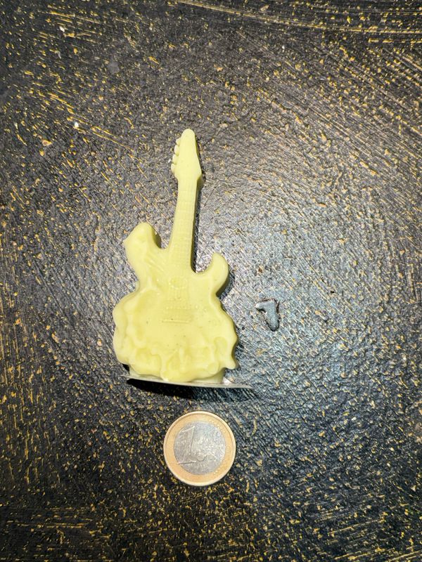 Fondant guitare verte 🎸 cire de soja végétale